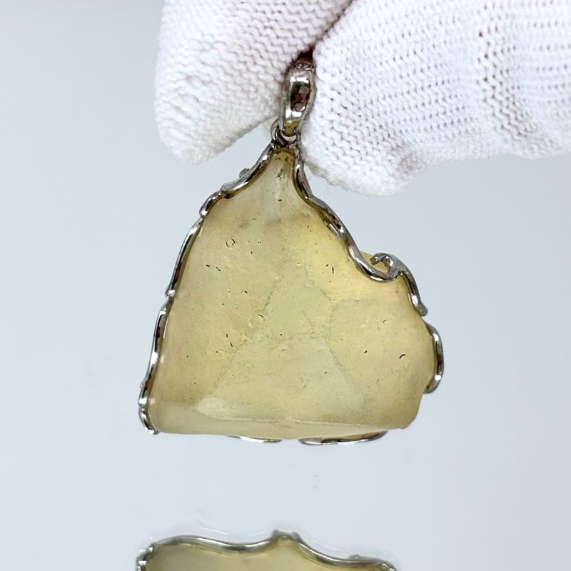 リビアングラス（ペンダントトップ） | Crystal & Marche Mio