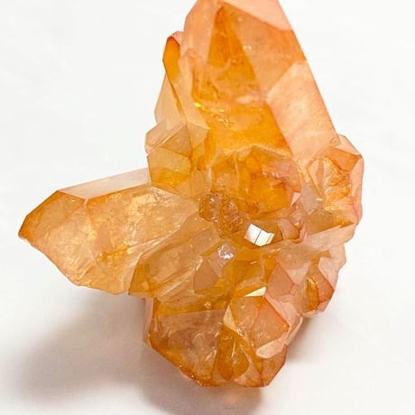オレンジオーラクォーツクラスター（アーカンソー）
