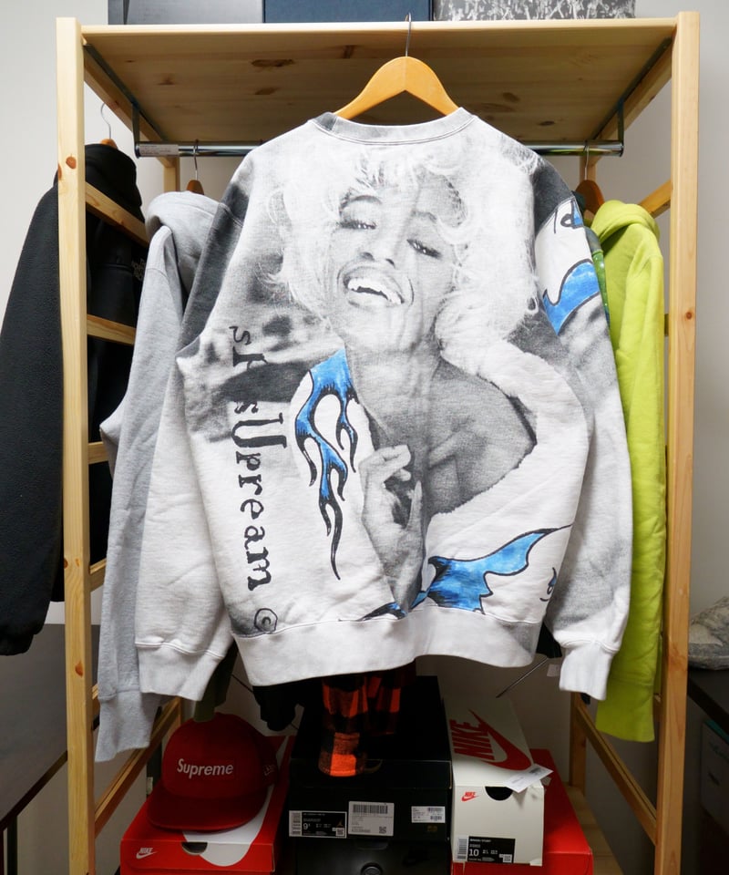 Supreme Naomi Crewneck | Sneaker DIVE