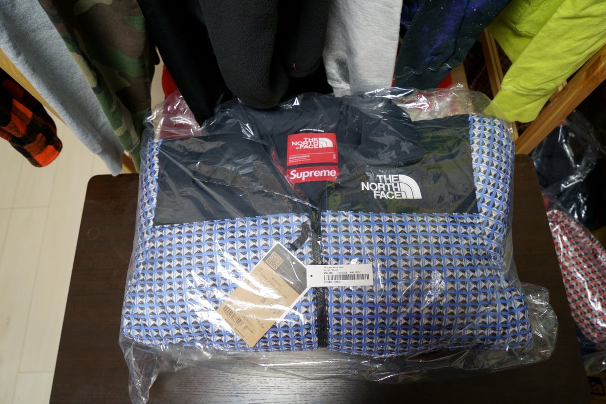 Supreme The North Face Studded Nuptse Jacket Ro