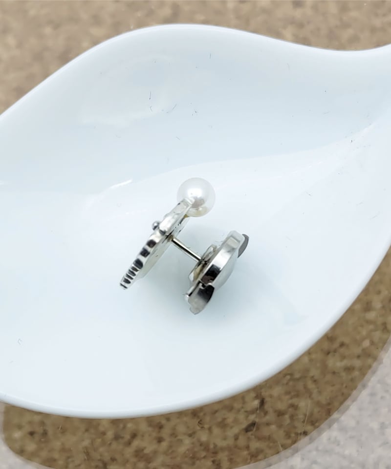 きび美オリジナル》ピンバッジ・蟹（淡水パール） | きび美ミュージアム