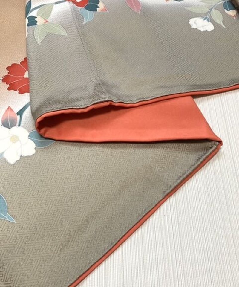 訪問着 作家物 暈しに浮かび上がる葉っぱ模様 叩き染 退紅色 K-5061 h-34-04.jpg