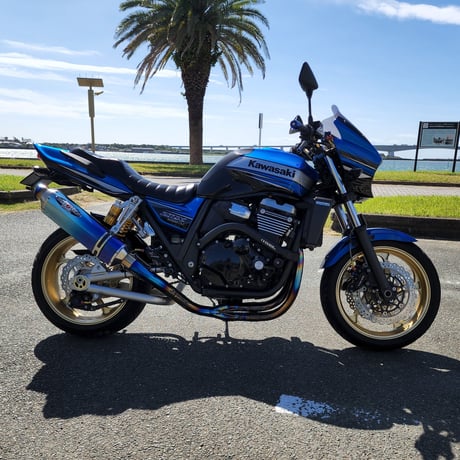 GTR-Series  KAWASAKI  ZRX1200DAEG/1200R/1100  SEAT.ASSY製品  【タックロールパターン・艶有りブラック】0330