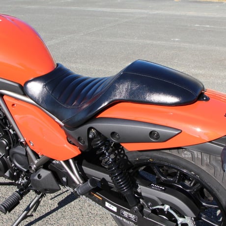 GTR-Series KAWASAKI ELIMINATOR/エリミネーター SEAT.ASSY製品 【中抜タックロールパターン・艶有ブラック】 0910