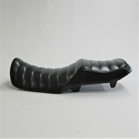 GTR-Series  KAWASAKI  ZRX1200DAEG/1200R/1100  SEAT.ASSY製品  【タックロールパターン・艶有りブラック】0330
