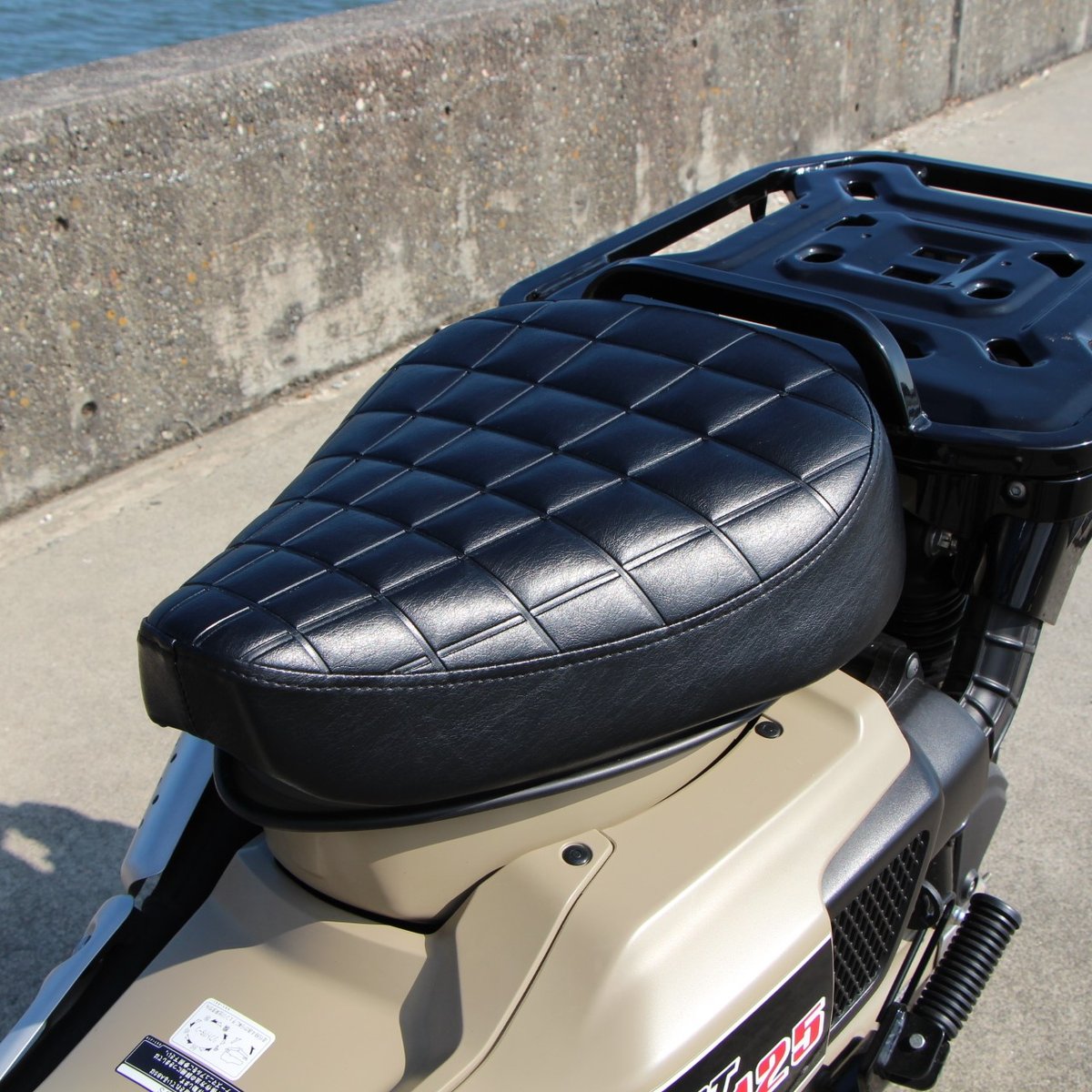 ☆CT125ハンターカブ シート加工「ポジドライブ製 バイク座