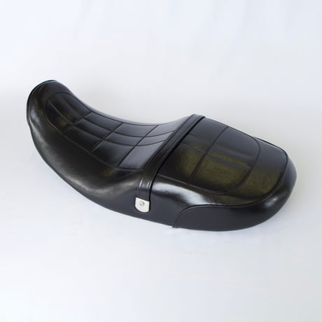 G-Series　KAWASAKI　Z900RS　SEAT.ASSY製品【ZⅡパターン・艶有りブラック】0111