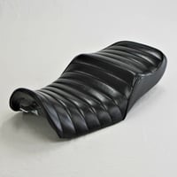 GTR-Series KAWASAKI Z900RS/CAFE SEAT.ASSY製品 【タッ