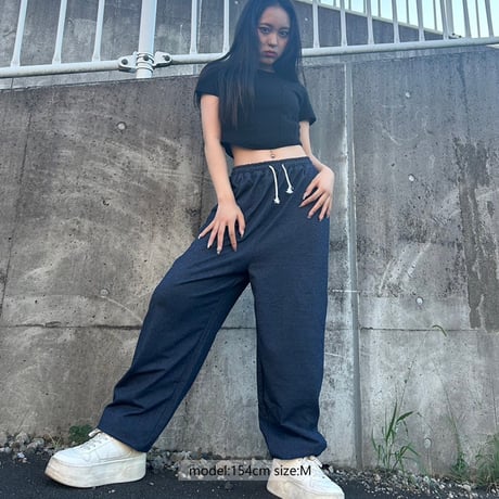 r1026　デニム風ルーズシルエットパンツ