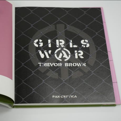 Trevor Brown 『GIRLS WAR』Popular edition