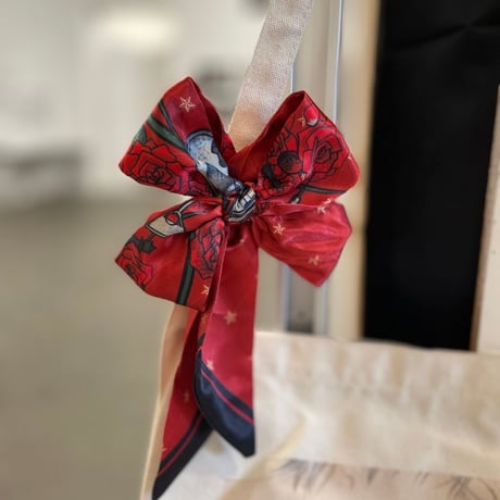 Usamaru Furuya  LITCHI★HIKARI CLUB  Ribbon scarf
