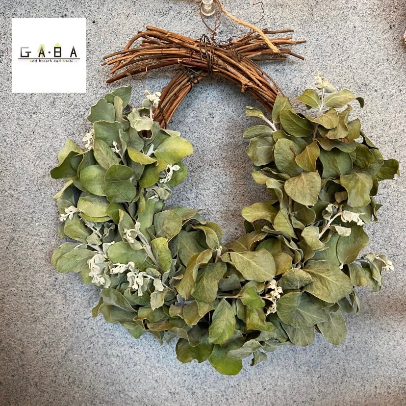 真珠葉アカシアと丸いお花のナチュラルリース 真珠葉アカシアと丸いお花のナチュラルリース