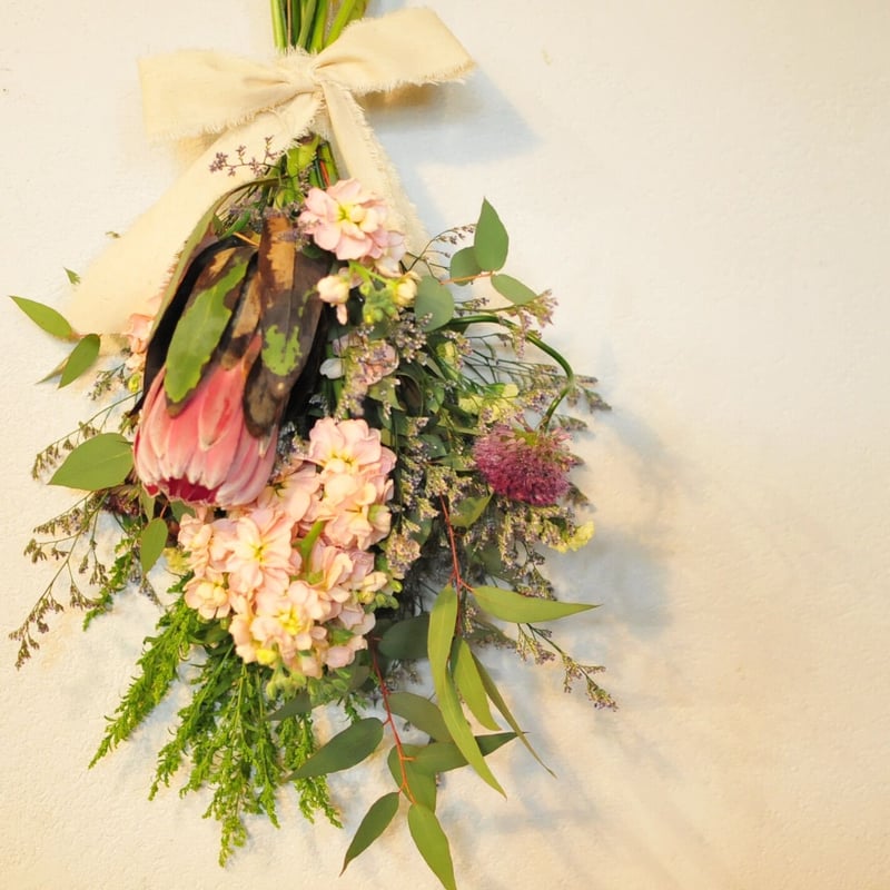 大きなプロテアのボタニカルスワッグ | GABA 