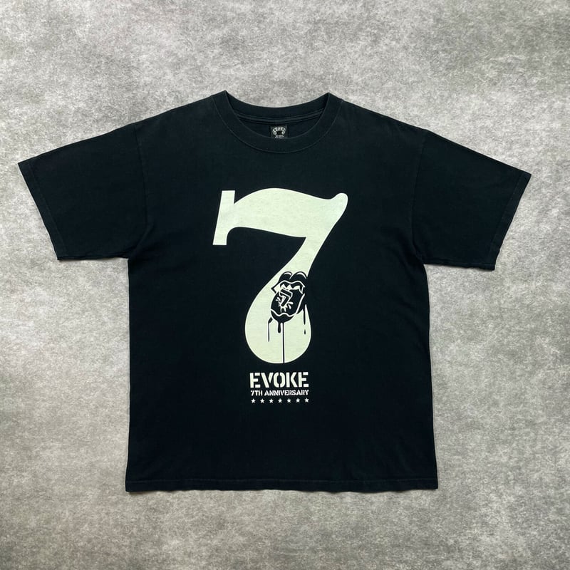 EVOKE / 7th Anniversary T-Shirt | HERI-TAGE VIN