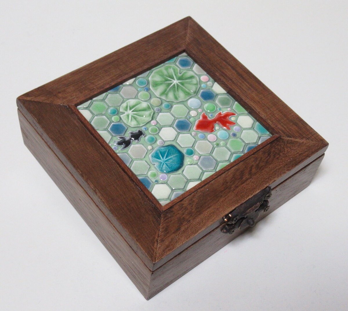 金魚小箱 | こだんみほのタイル絵