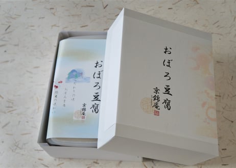 おぼろ豆富　抹茶入り　2700g
