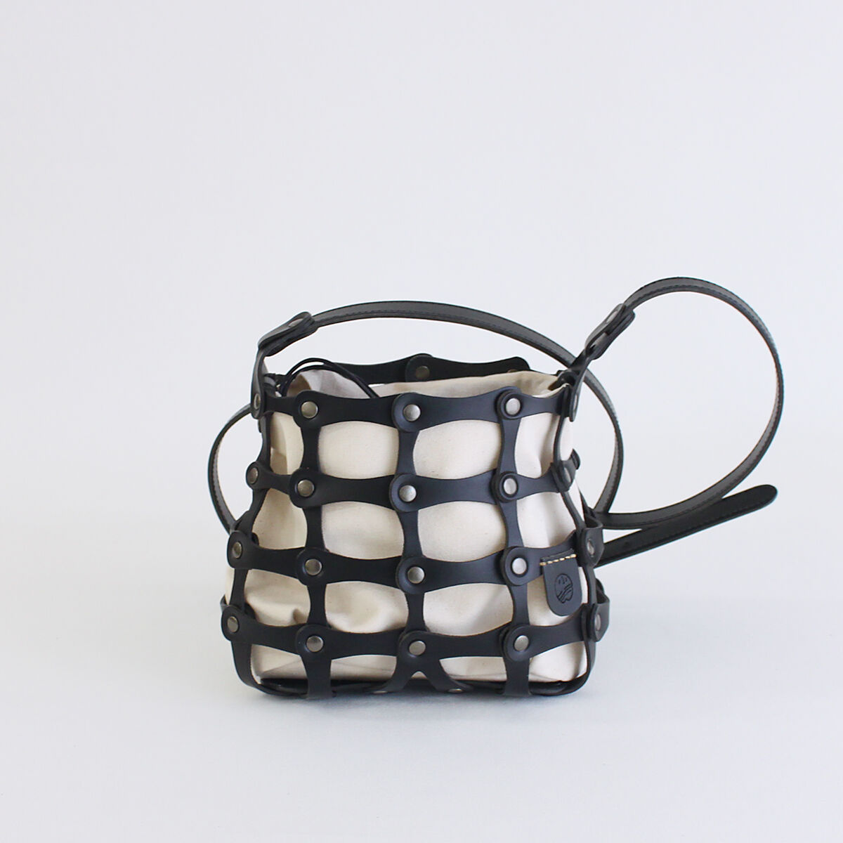 pochette（ショルダーバッグ 丸底型4段） | atelieryauyau online