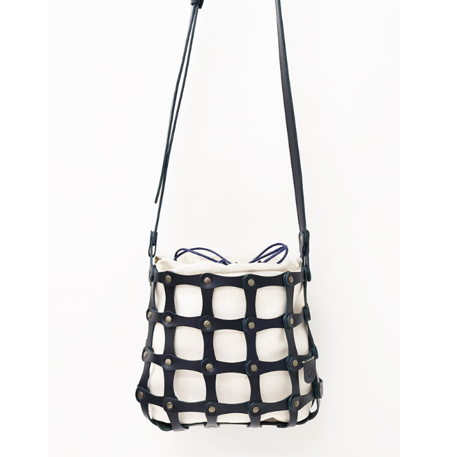 mone_内袋巾着式（ショルダーバッグ 丸底型4段