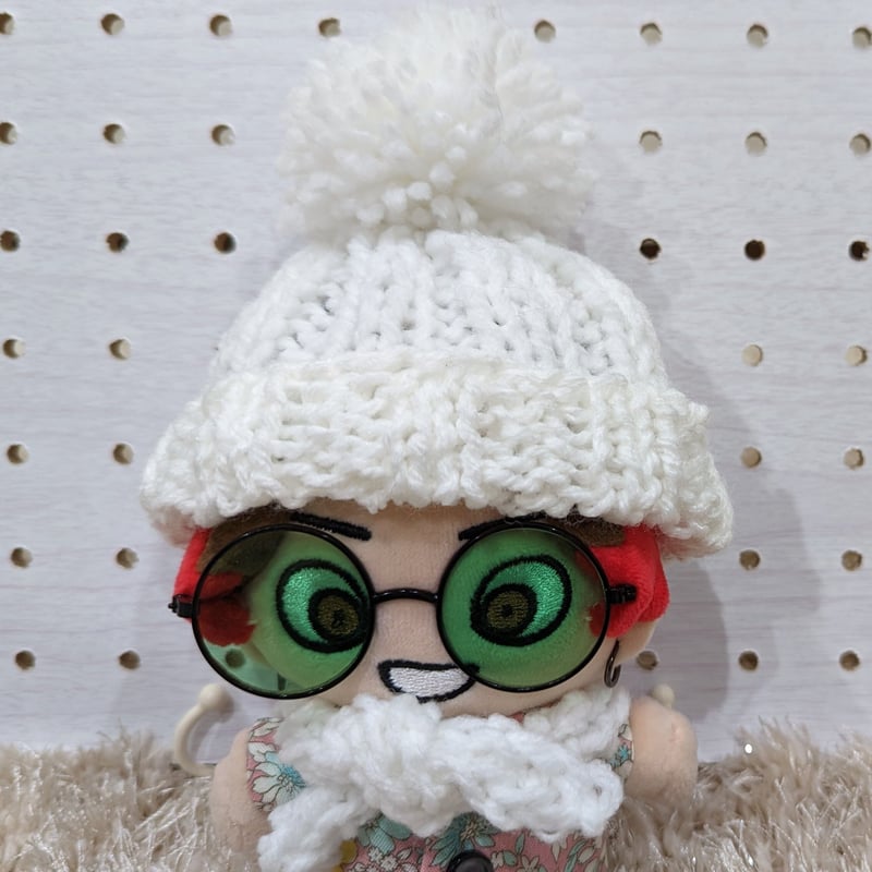 ちびぬい】ニット帽（ポンポン大・白） | ぬいふく工房