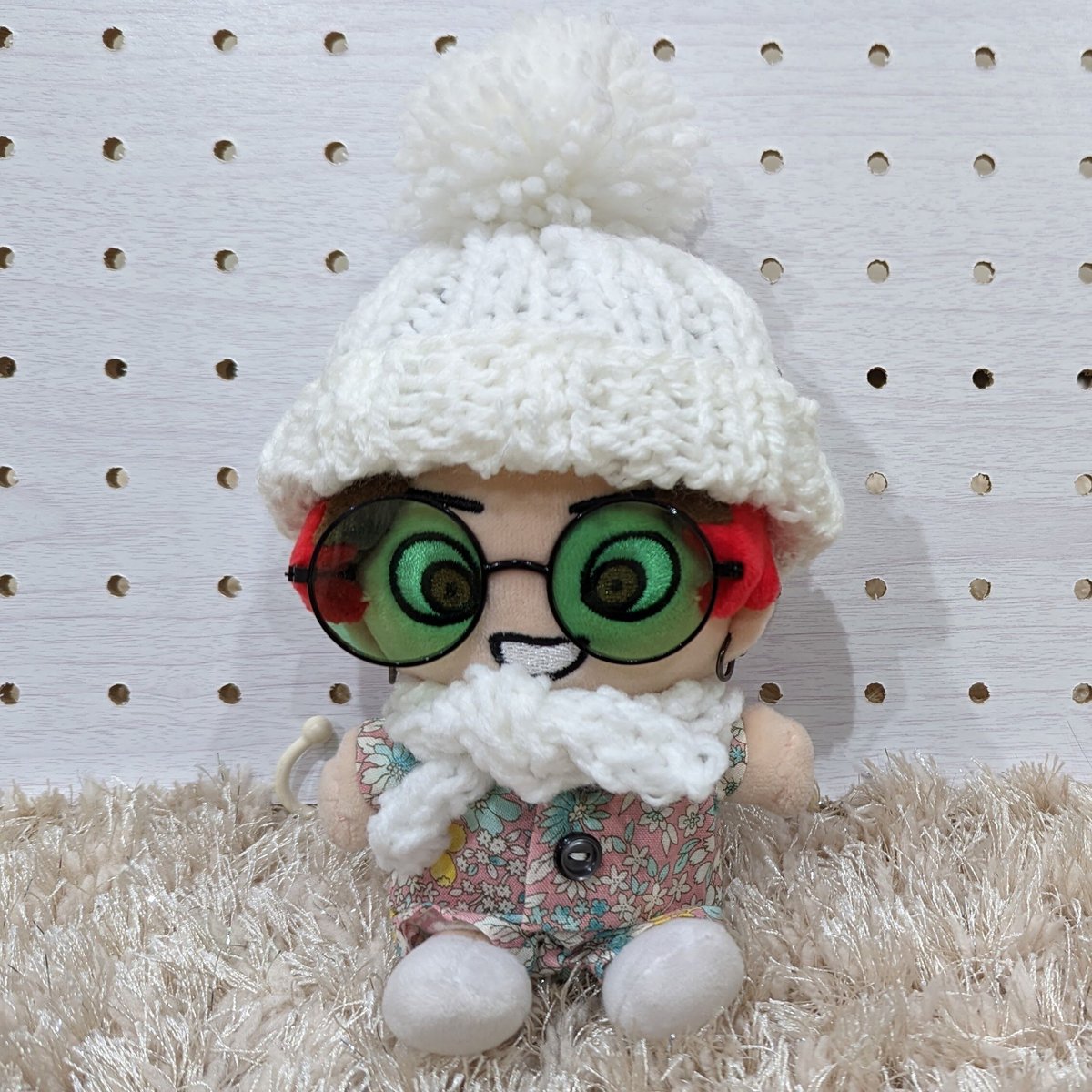 ちびぬい】ニット帽（ポンポン大・白） | ぬいふく工房