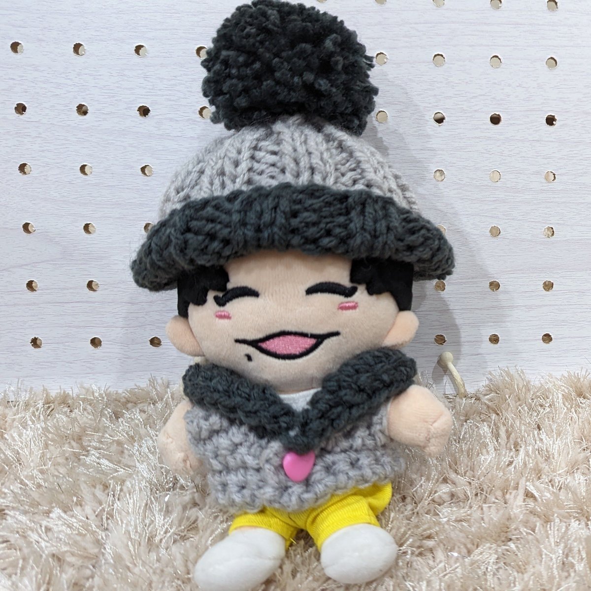 ちびぬい】ニット帽（ポンポン大・グレー） | ぬいふく工房