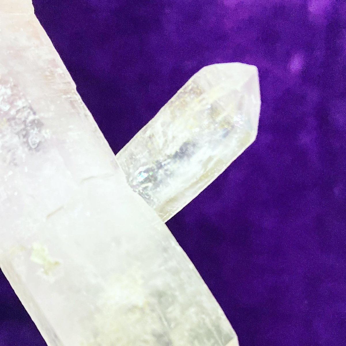 ♦︎世界で最も美しいアメジスト♦︎人生を好転させる⭐︎虹入り女神様