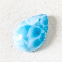 ◆まるで美しい水面⭐︎愛と平和と癒しをもたらす◆極上の天然ラリマータンブル