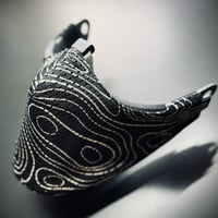［メッシュ生地モデル］サバゲー用　サンセイマスク対応 ファッションカバー【type05】等高線迷彩ブラック／ブラック