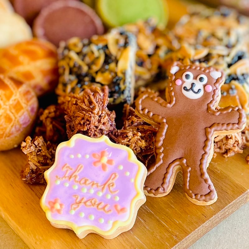 美食家く〜ま君のキノコ狩りクッキー缶】2025 4月分 | THE NICOLE