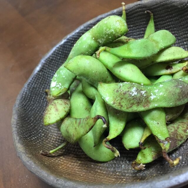 丹波篠山産 黒枝豆（枝付）2本 | いっぷく農園