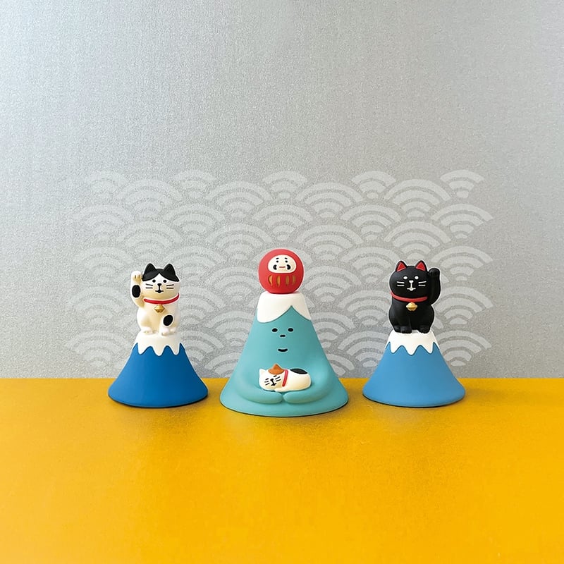 富士山招き猫(はちわれ) 【FUKU福MONO 開運富士山】10月中旬入荷