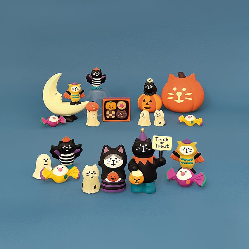 光る三日月チェア 【HAPPY OBAKE NIGHT】 | CHEER-FUL*