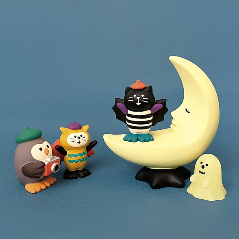 光る三日月チェア 【HAPPY OBAKE NIGHT】 | CHEER-FUL*