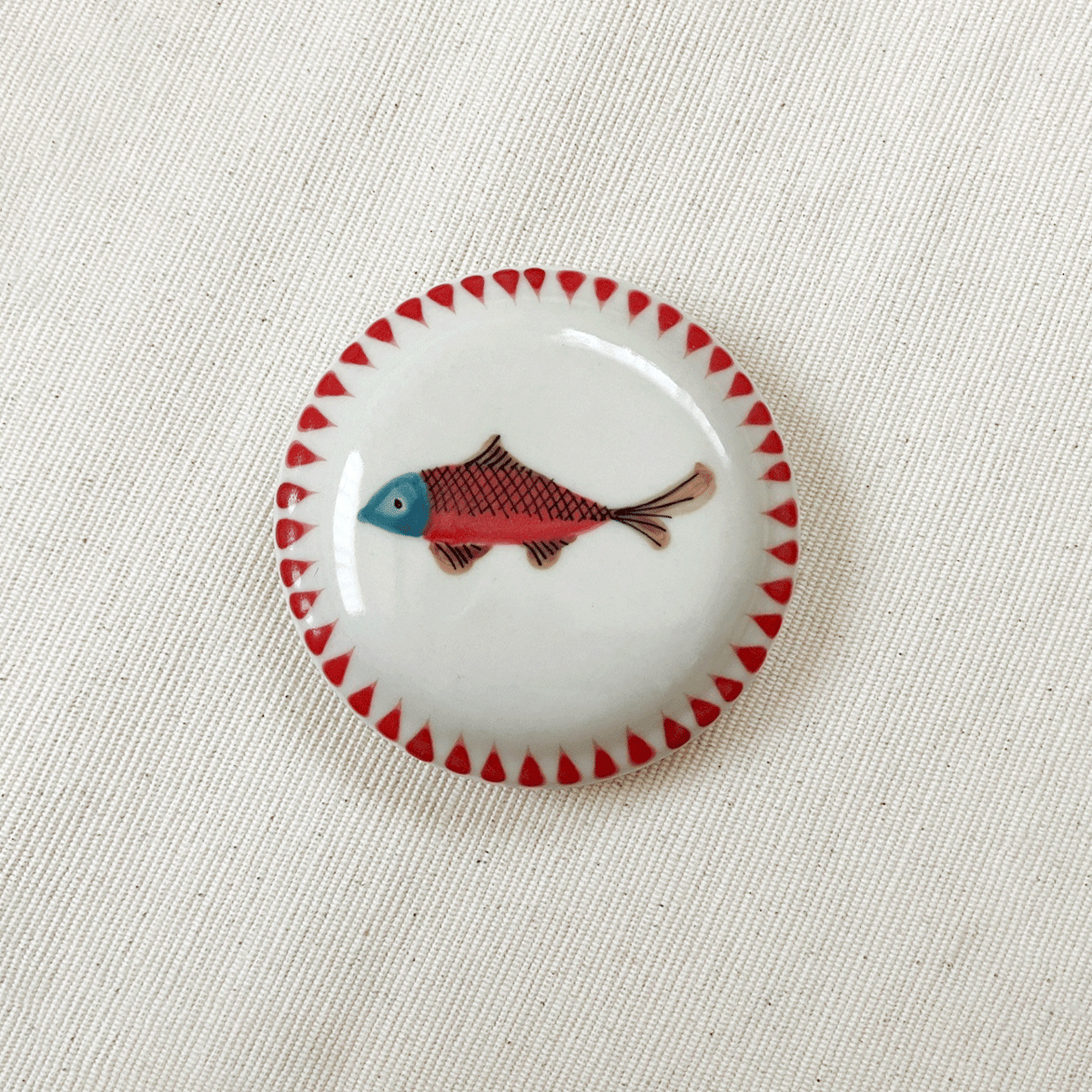 バッチャン焼き 蓋と茶こし付きマグカップ 白 魚 水玉 ベトナム雑貨