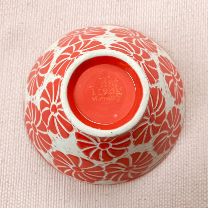 バッチャン焼き 彫皿 深め 小皿 赤い花 朱色 ベトナム雑貨 | made me chum