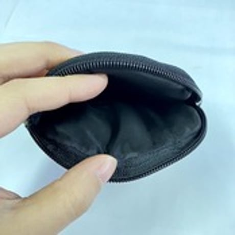 ベトナム雑貨　モン族のまんまるコインケース