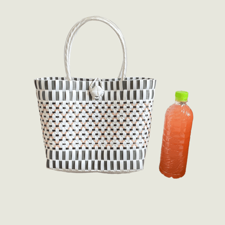 プラカゴバッグ　小　　グレー＊白＊ローズグレー＊黒　タテチェック＊花　留め具あり　ベトナム雑貨