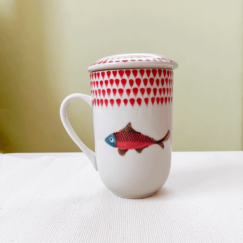 バッチャン焼き 蓋と茶こし付きマグカップ 白 魚 水玉 ベトナム雑貨