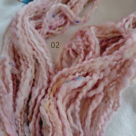 ART  YARN 01-04