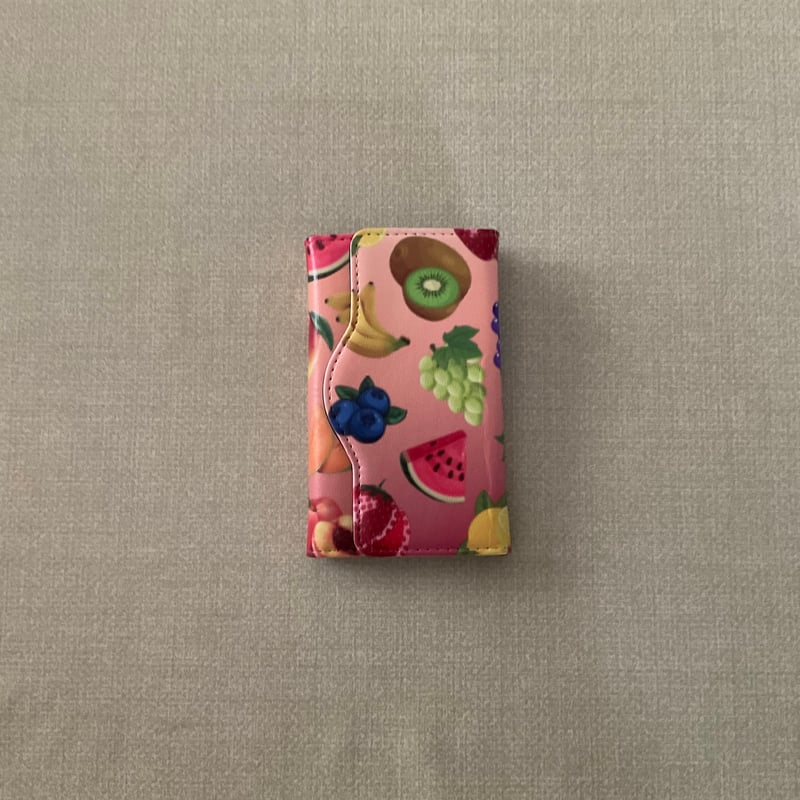 HIRAMEKI. エンボス花柄ケース グレー HIRAMEKI. エンボス花柄ケース グレー Super Light – Elegance