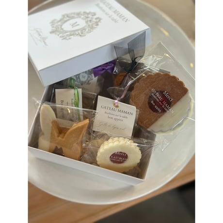 5月23日(土)発送   [通販]　お菓子BOX