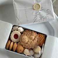 6月15日(土)   [店頭お渡し]       お菓子缶