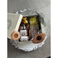 9月27日(金)   [店頭お渡し]       秋晴れの候のお菓子セット