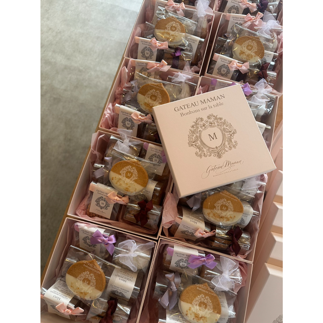10月11日(土)発送 [通販] お菓子詰め合わせ-ピンク- | GATEAU MAMAN
