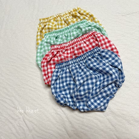 Checkered bloomers