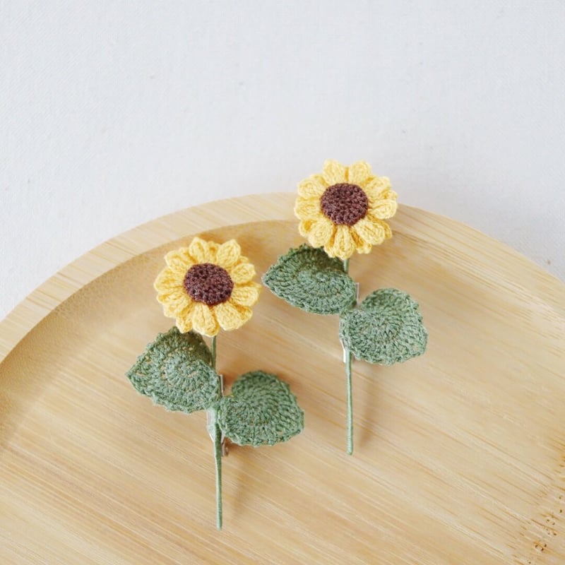 ひまわりのブローチ/A brooch of Sunflower | Kamitsurest