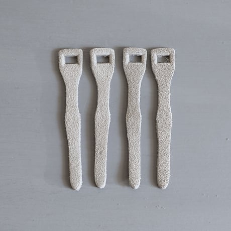 VELOUR PULL　WHITE