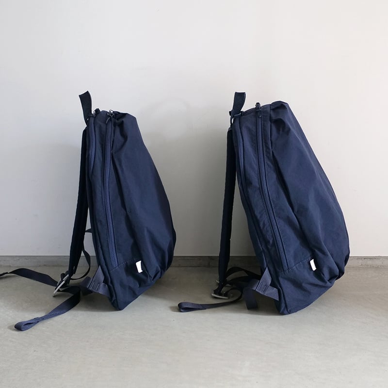 ANUNFOLD ベーシック・リュック　LLサイズ BOOK