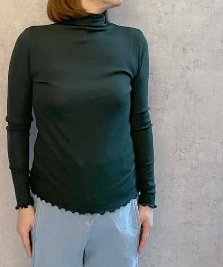 FABRIQUE en planète terre 　252−088　FABRIQUE en planete terre ウォッシャブルウール メローモックネックロングスリーブ　ブリティッシュグリーン