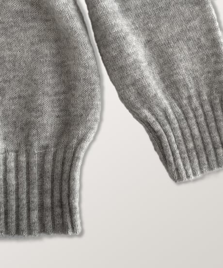 DK-0163　ベビーアルパカＶネックニット　LIGHT GREY